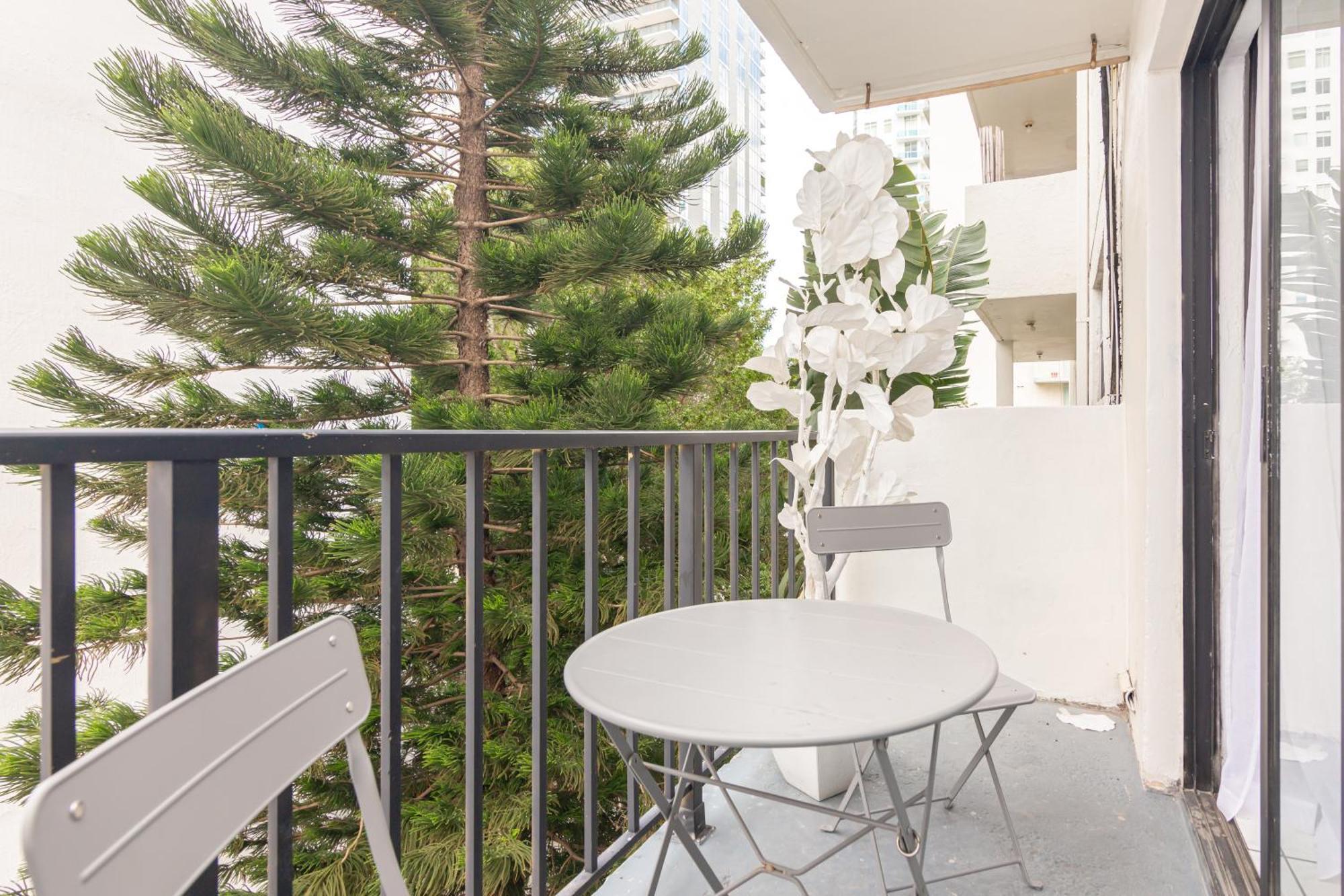 One Bedroom Apartment - With Parking & Balcony - Heart Of Wynwood Miami Exterior photo
